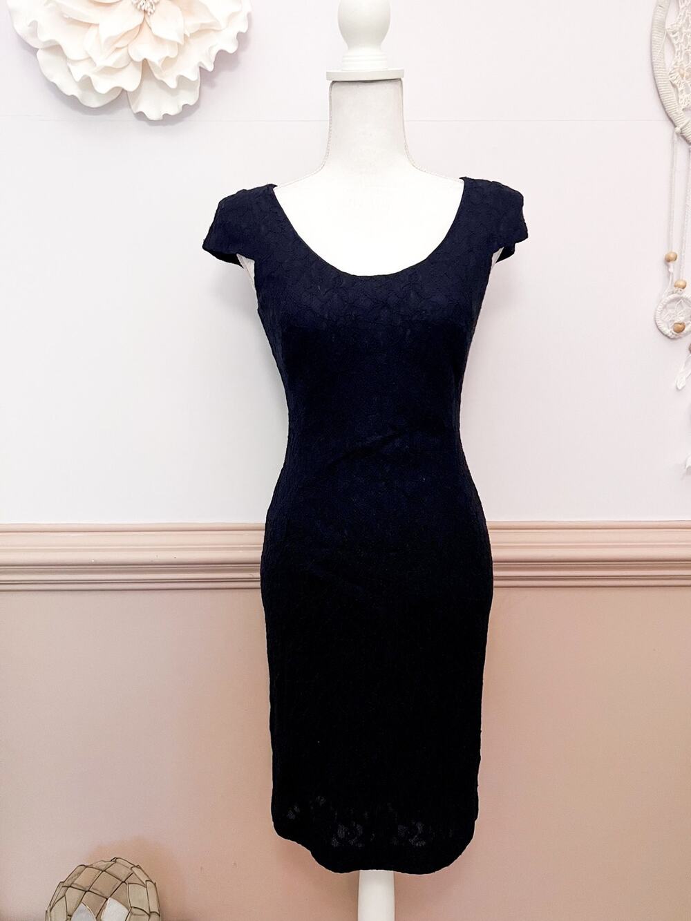 Reiss Navy Lace MARJORIE Bodycon Dress Size 4 NWOT